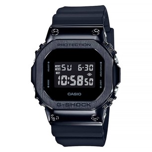Японские наручные часы Casio G-Shock GM-5600B-1