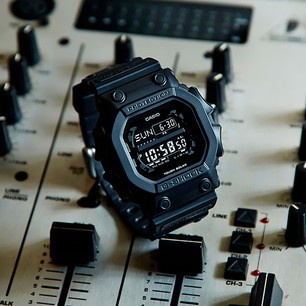 Японские наручные часы Casio G-Shock GX-56BB-1