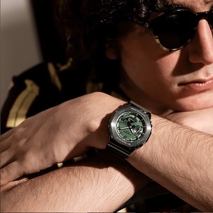 Мужские наручные часы Casio G-Shock GM-2100B-3A