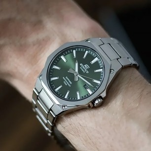 Мужские наручные часы Casio Edifice EFR-S108D-3A