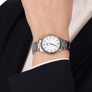 Женские наручные часы Orient RA-NB0102S10B