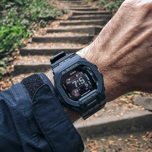 Мужские наручные часы Casio G-Shock GBD-200UU-1