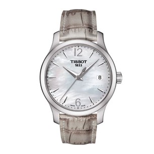 Швейцарские часы Tissot  T063 Tradition T063.210.17.117.00