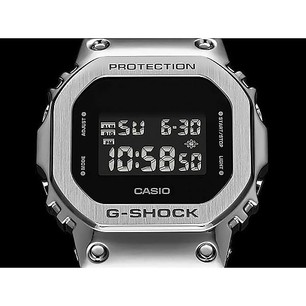 Наручные часы Casio G-Shock GM-5600-1ER