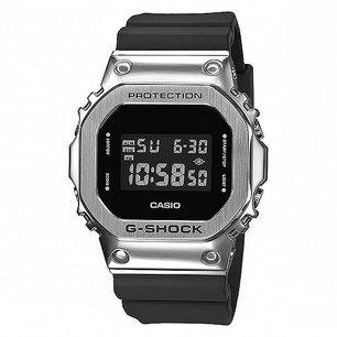 Наручные часы Casio G-Shock GM-5600-1ER