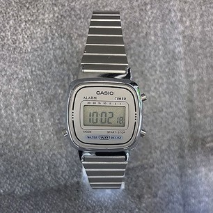 Японские наручные часы Casio Vintage LA-670WA-7